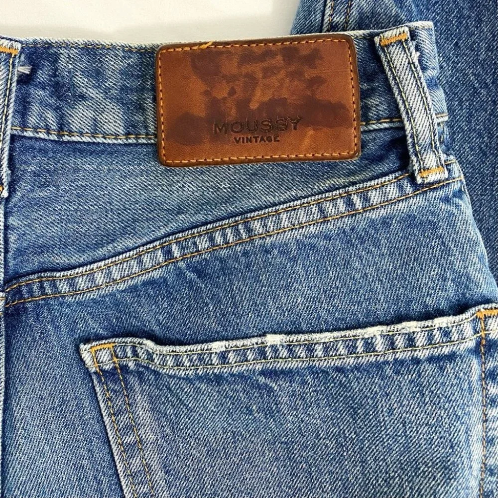 MOUSSY - Picture 6 of 11